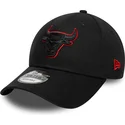 cappellino-curvo-nero-regolabile-con-logo-nero-9forty-team-outline-di-chicago-bulls-nba-di-new-era