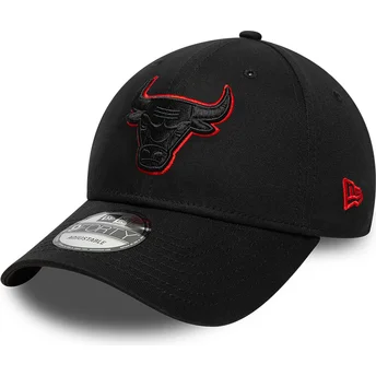 Cappellino curvo nero regolabile con logo nero 9FORTY Team Outline di Chicago Bulls NBA di New Era