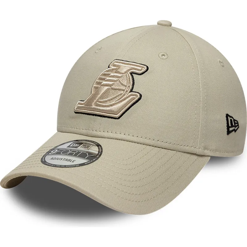 cappellino-curvo-beige-regolabile-con-logo-beige-9forty-team-outline-dei-los-angeles-lakers-nba-di-new-era