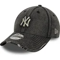 cappellino-curvo-nero-regolabile-9forty-acid-wash-denim-di-new-york-yankees-mlb-di-new-era