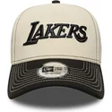 cappellino-curvo-beige-e-nero-snapback-e-frame-city-icon-dei-los-angeles-lakers-nba-di-new-era