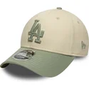 cappellino-visiera-curva-beige-e-verde-snapback-con-logo-verde-9forty-m-crown-side-script-dei-los-angeles-dodgers-mlb-di-new-era