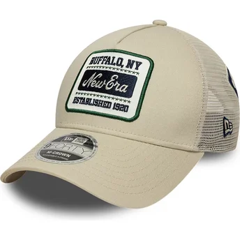 Cappellino trucker beige 9FORTY M-Crown A Frame Multi Patch di New Era