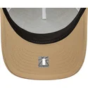 cappellino-trucker-beige-9forty-m-crown-a-frame-dei-los-angeles-lakers-nba-di-new-era