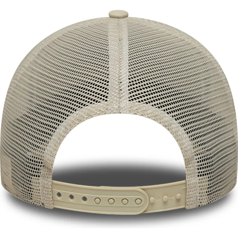 cappellino-trucker-beige-9forty-m-crown-a-frame-dei-new-york-yankees-mlb-di-new-era