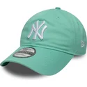 gorra-curva-verde-claro-ajustable-9twenty-league-essential-de-new-york-yankees-mlb-de-new-era