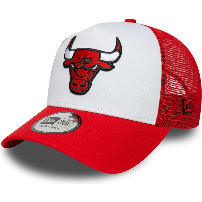 cappellino-trucker-rosso-e-bianco-a-frame-side-patch-dei-chicago-bulls-nba-di-new-era