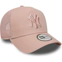 cappellino-trucker-rosa-con-logo-rosa-a-frame-outline-dei-new-york-yankees-mlb-di-new-era