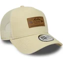 cappellino-trucker-beige-a-frame-denim-leather-patch-di-new-era