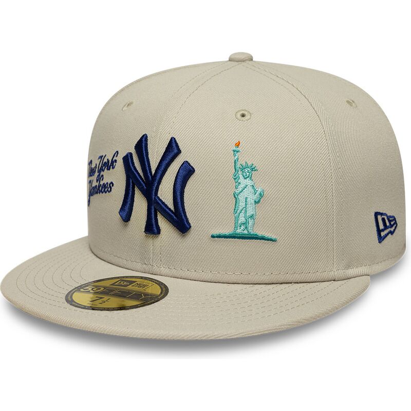 cappello-piatto-beige-regolabile-con-logo-blu-marino-59fifty-city-icon-dei-new-york-yankees-di-new-era