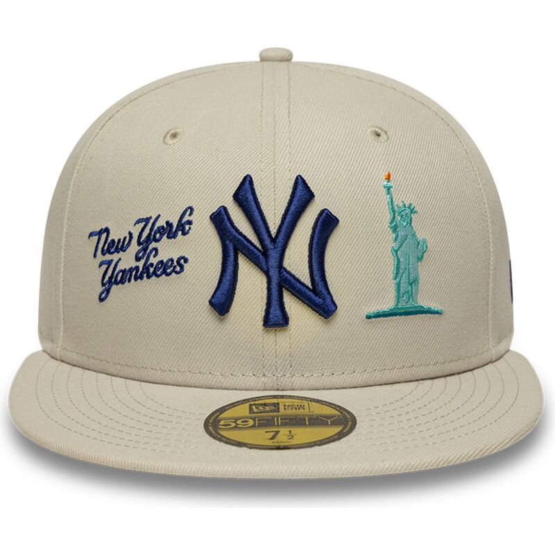 cappello-piatto-beige-regolabile-con-logo-blu-marino-59fifty-city-icon-dei-new-york-yankees-di-new-era