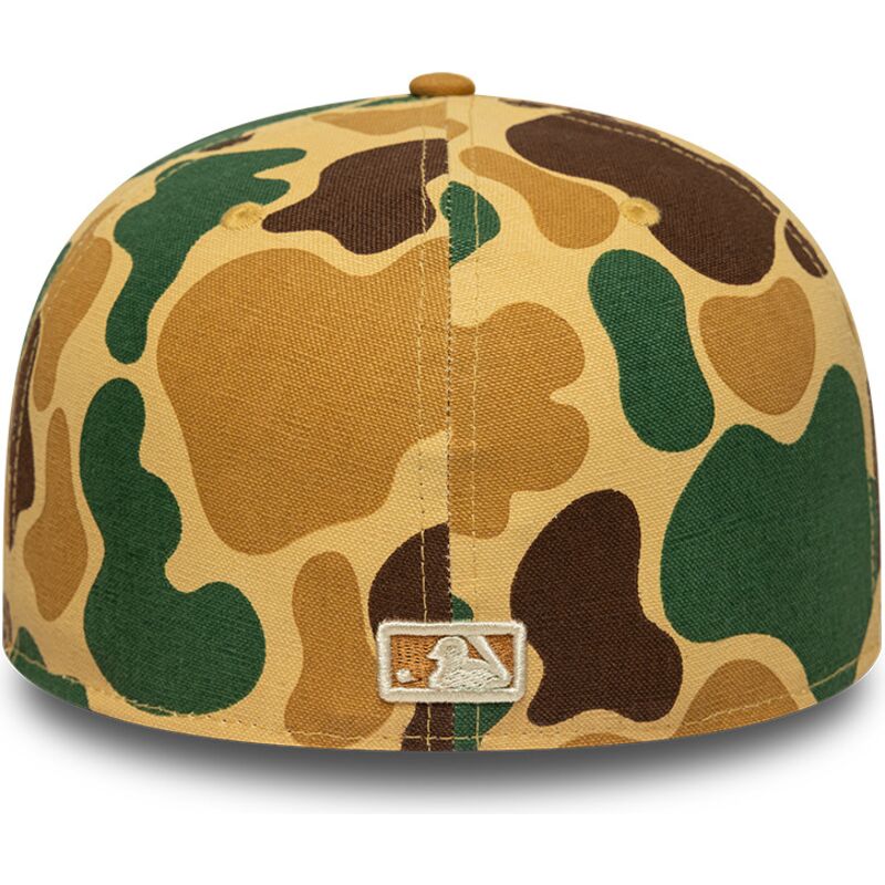 cappello-piatto-camouflage-regolabile-con-logo-beige-59fifty-camo-dei-new-york-yankees-mlb-di-new-era