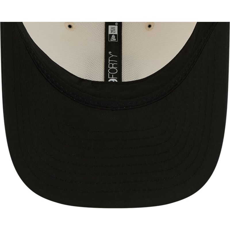 cappellino-curvo-beige-e-nero-snapback-9forty-m-crown-training-pack-2026-dei-las-vegas-raiders-nfl-di-new-era
