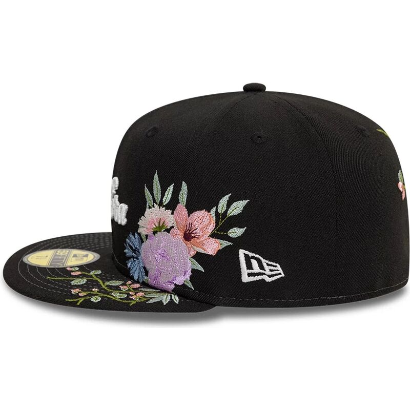 cappello-piatto-nero-aderente-59fifty-floral-emb-di-new-era