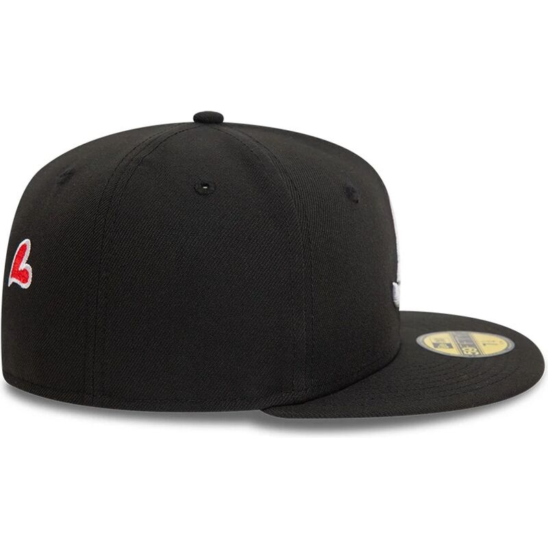 cappello-piatto-nero-aderente-59fifty-heart-icon-di-atlanta-braves-mlb-di-new-era