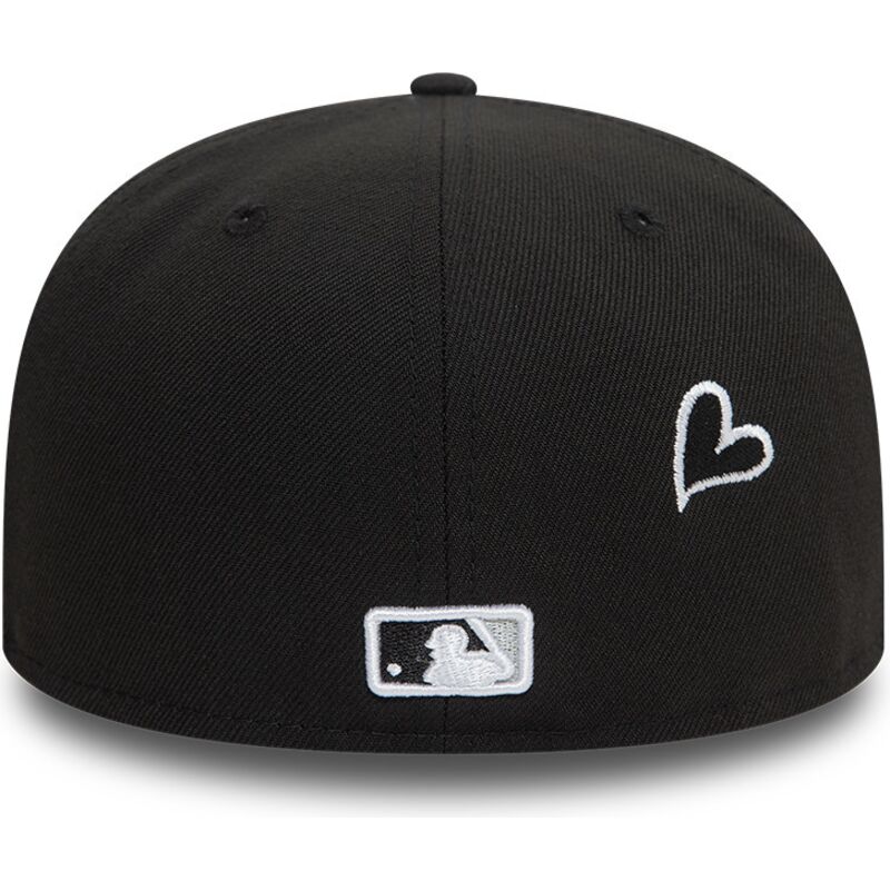 cappello-piatto-nero-aderente-59fifty-heart-icon-dei-chicago-white-sox-mlb-di-new-era