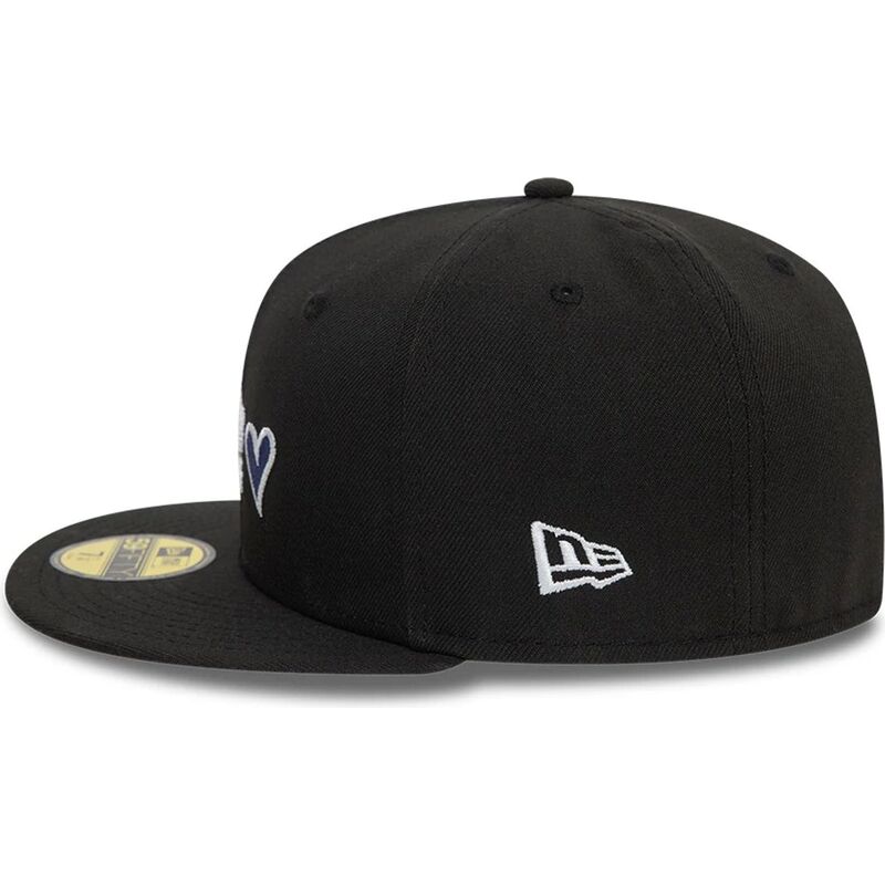 cappello-piatto-nero-aderente-59fifty-heart-icon-dei-los-angeles-dodgers-mlb-di-new-era