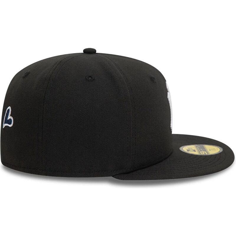 cappello-piatto-nero-aderente-59fifty-heart-icon-dei-new-york-yankees-mlb-di-new-era