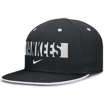 Cappello piatto nero regolabile Primetime Dri-Fit True Structured Round Bill dei New York Yankees MLB di Nike