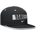 cappello-piatto-nero-regolabile-primetime-dri-fit-true-structured-round-bill-dei-new-york-yankees-mlb-di-nike