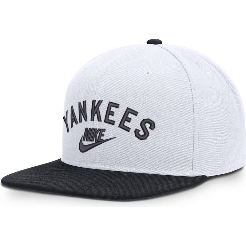 cappello-piatto-bianco-e-blu-marino-snapback-cooperstown-dri-fit-pro-structured-square-bill-di-new-york-yankees-mlb-di-nike