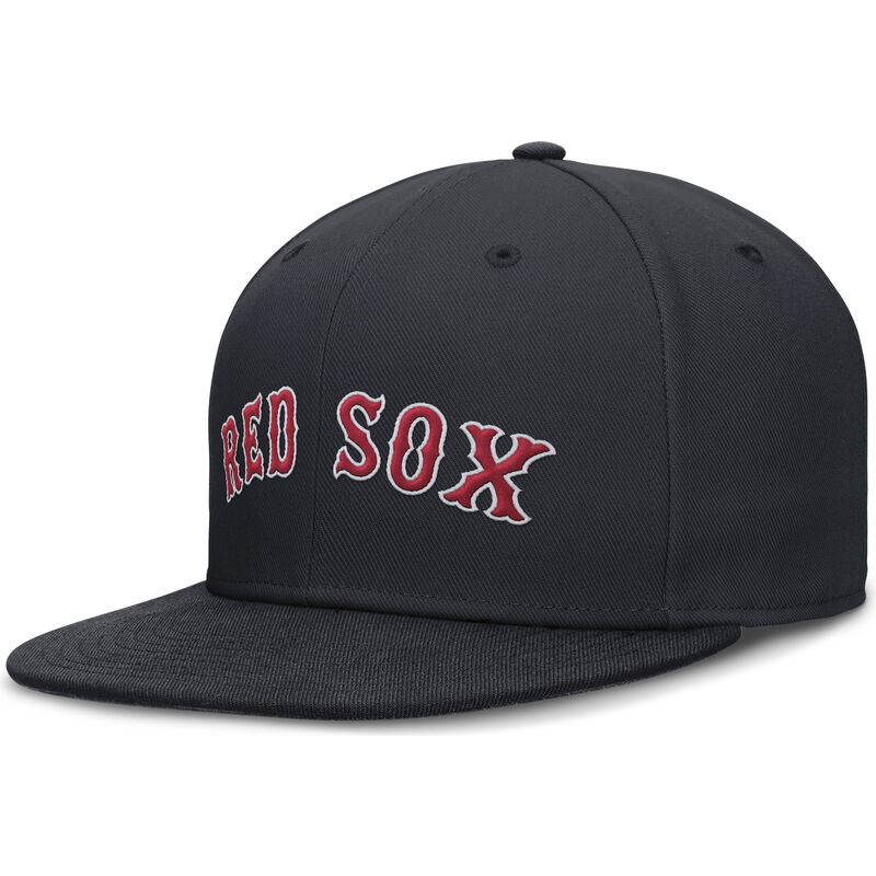 cappello-piatto-blu-marino-regolabile-dri-fit-true-structured-round-bill-dei-boston-red-sox-mlb-di-nike cappello-piatto-blu-marino-regolabile-dri-fit-true-structured-round-bill-dei-boston-red-sox-mlb-di-nike