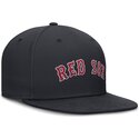cappello-piatto-blu-marino-regolabile-dri-fit-true-structured-round-bill-dei-boston-red-sox-mlb-di-nike