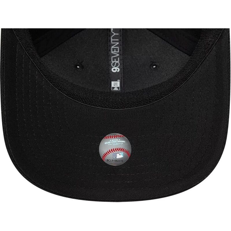 cappello-curvo-nero-snapback-9seventy-stretch-snap-player-replica-dei-chicago-white-sox-mlb-di-new-era