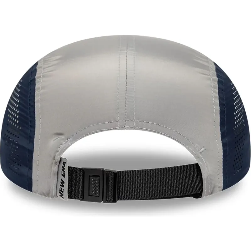 cappellino-5-panel-curvo-blu-navy-regolabile-runner-colour-block-di-new-era