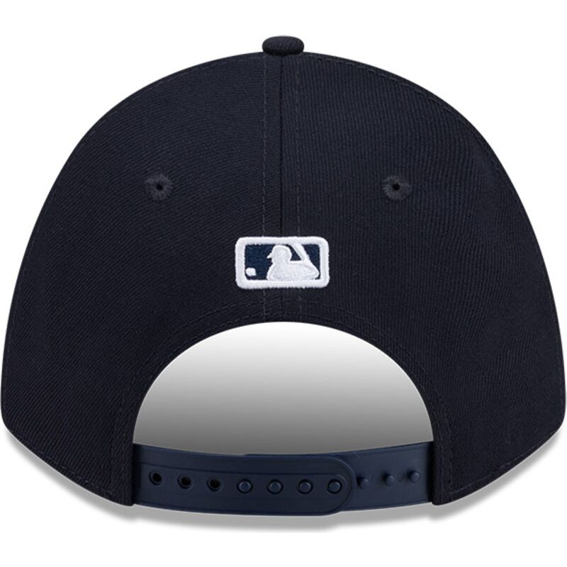 cappello-curvo-blu-marino-snapback-9forty-m-crown-hall-of-fame-dei-new-york-yankees-mlb-di-new-era