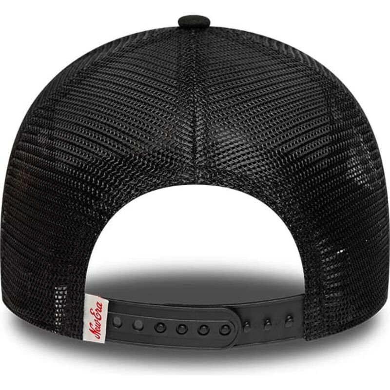 cappello-curvo-nero-snapback-e-frame-distressed-patch-di-new-era cappello-curvo-nero-snapback-e-frame-distressed-patch-di-new-era