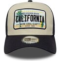 cappello-curvo-beige-snapback-a-frame-license-plate-dei-california-di-new-era