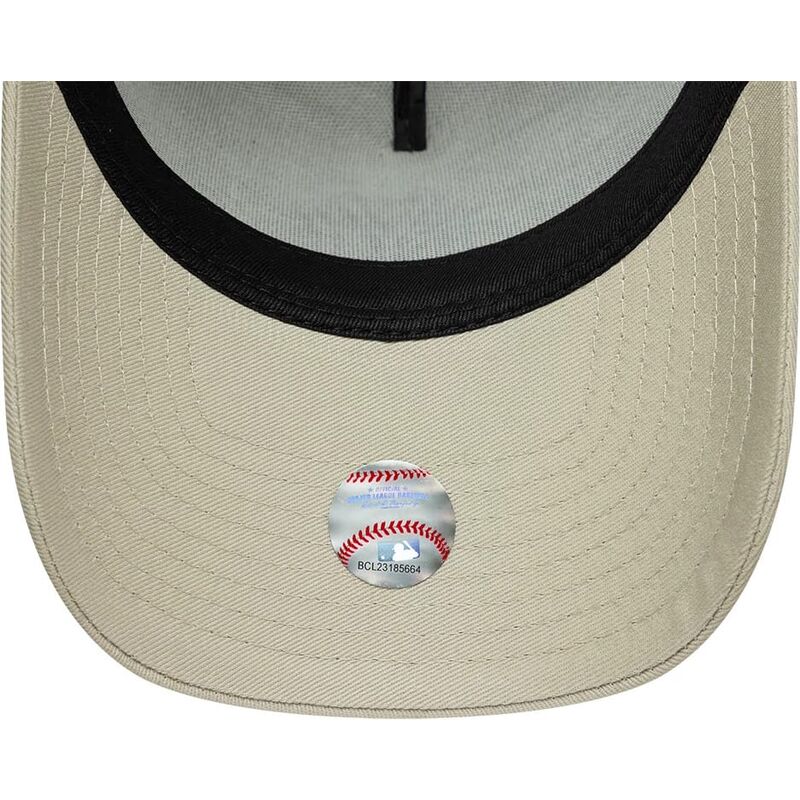 cappello-curvo-beige-snapback-e-frame-league-essential-dei-new-york-yankees-mlb-di-new-era