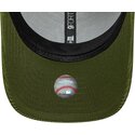 cappello-curvo-verde-cinghia-regolabile-9forty-m-crown-cord-dei-new-york-yankees-mlb-di-new-era