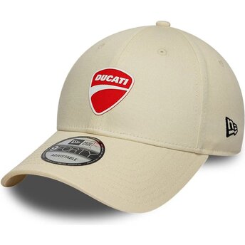Cappello curvo beige cinghia regolabile 9FORTY Core dei Ducati Motor MotoGP di New Era