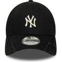 cappello-curvo-nero-cinghia-regolabile-9forty-stitched-dei-new-york-yankees-mlb-di-new-era