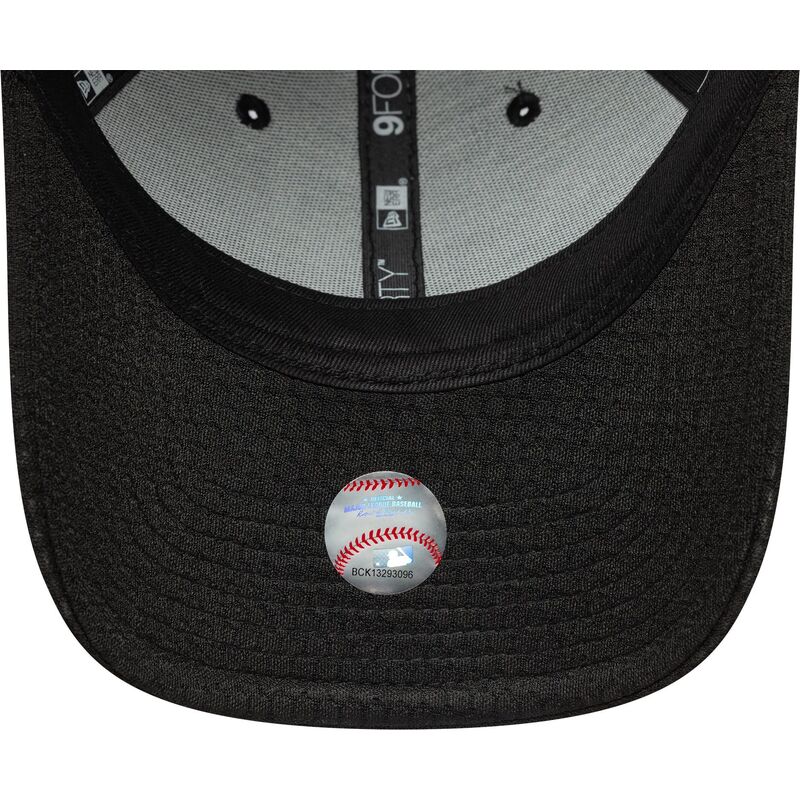 cappello-curvo-nero-cinghia-regolabile-9forty-flawless-mesh-dei-detroit-tigers-mlb-di-new-era cappello-curvo-nero-cinghia-regolabile-9forty-flawless-mesh-dei-detroit-tigers-mlb-di-new-era