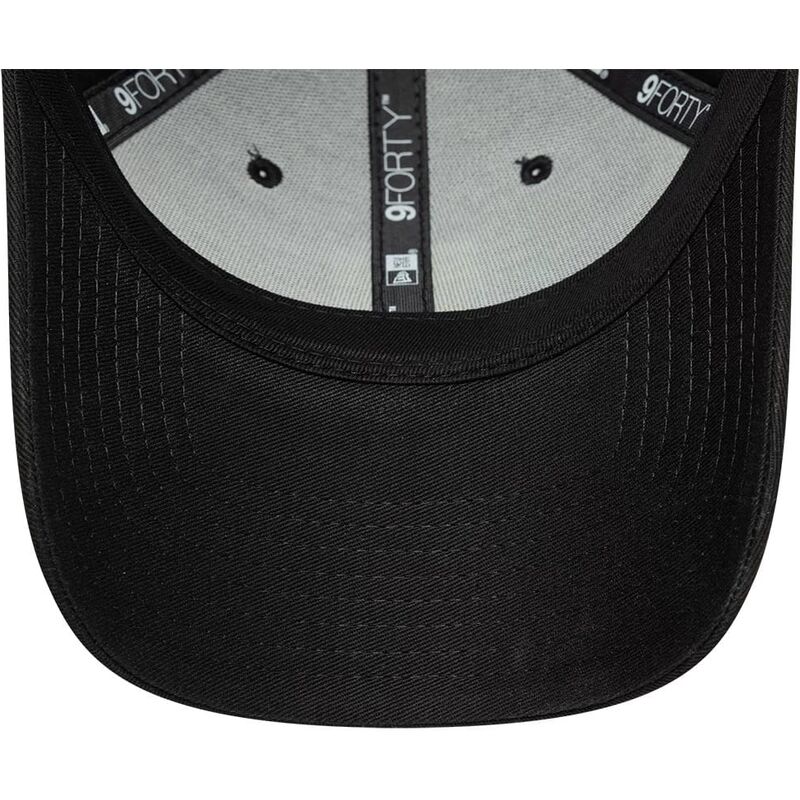 cappello-curvo-nero-cinghia-regolabile-9forty-core-dei-aston-villa-football-club-premier-league-di-new-era cappello-curvo-nero-cinghia-regolabile-9forty-core-dei-aston-villa-football-club-premier-league-di-new-era