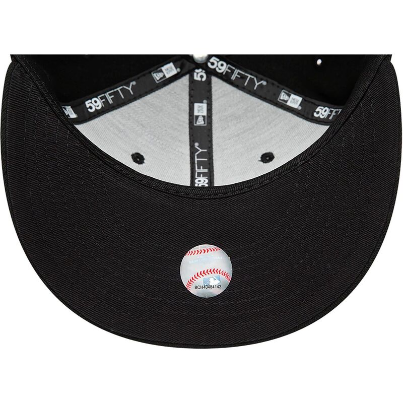 cappello-piatto-nero-aderente-59fifty-dei-atlanta-braves-mlb-di-new-era cappello-piatto-nero-aderente-59fifty-dei-atlanta-braves-mlb-di-new-era