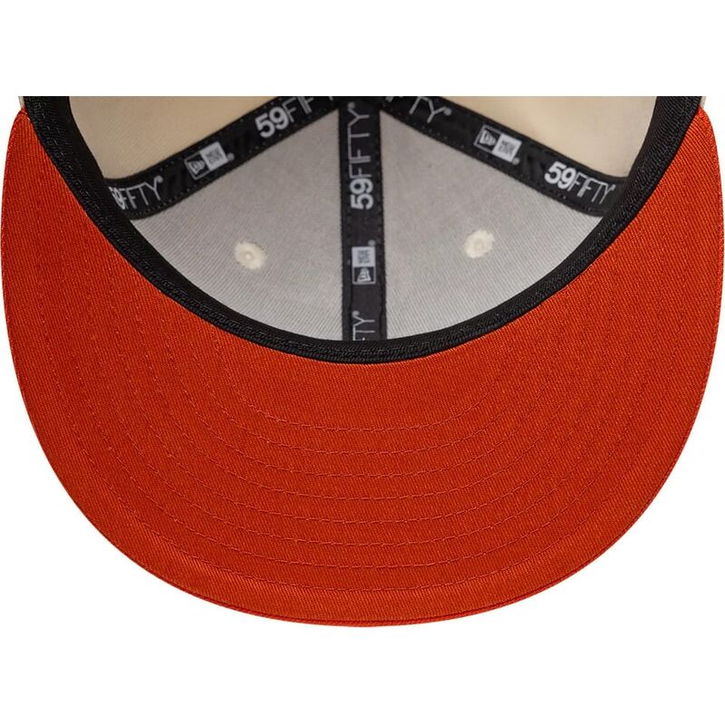 cappello-piatto-beige-aderente-59fifty-league-essential-dei-new-york-yankees-mlb-di-new-era