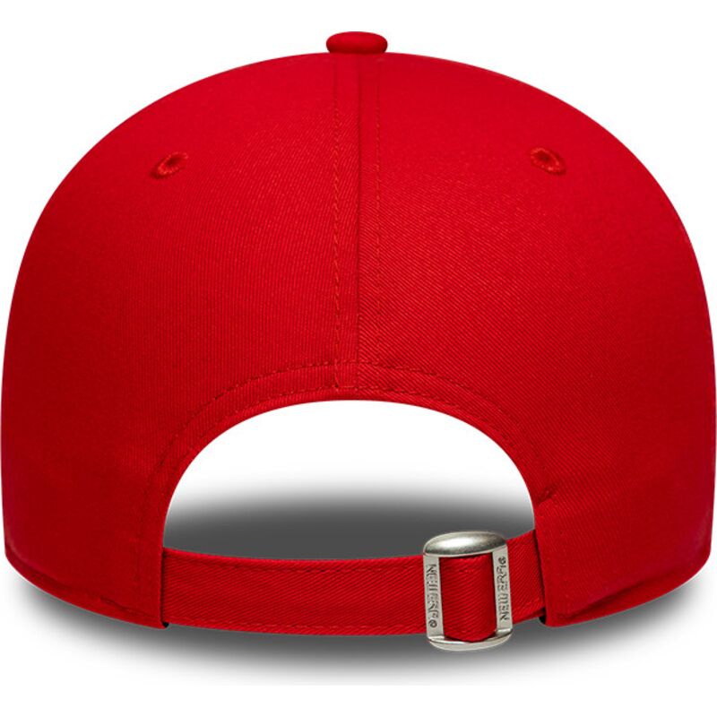 cappello-curvo-rosso-cinghia-regolabile-9forty-outline-dei-chicago-bulls-nba-di-new-era