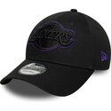 cappello-curvo-nero-cinghia-regolabile-9forty-outline-dei-los-angeles-lakers-nba-di-new-era