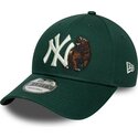 cappello-curvo-verde-cinghia-regolabile-9forty-outdoor-icon-dei-new-york-yankees-mlb-di-new-era