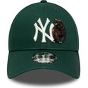 cappello-curvo-verde-cinghia-regolabile-9forty-outdoor-icon-dei-new-york-yankees-mlb-di-new-era
