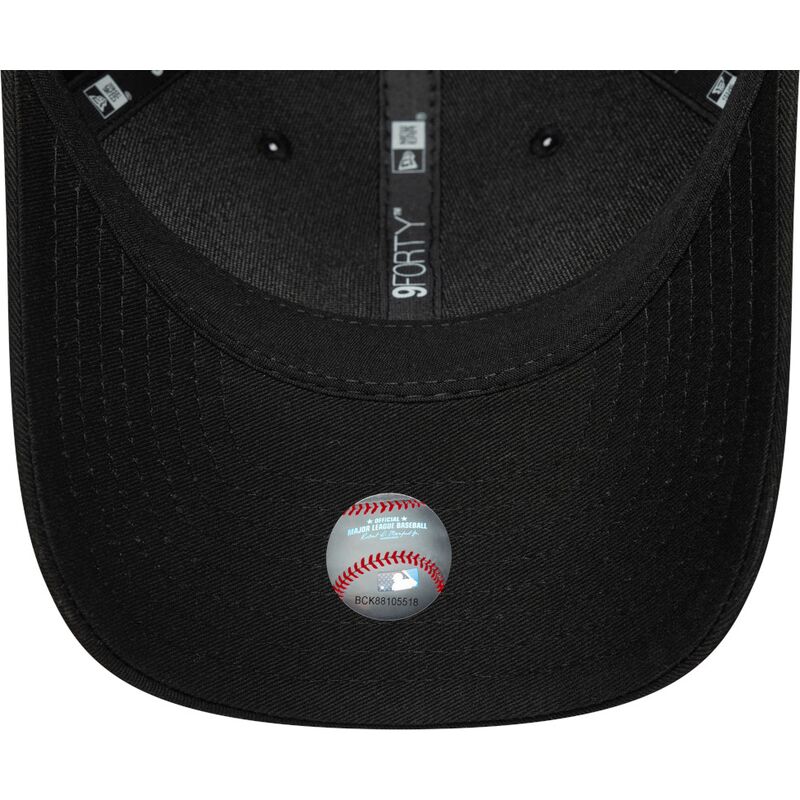 cappello-curvo-nero-snapback-9forty-m-crown-dei-new-york-yankees-mlb-di-new-era