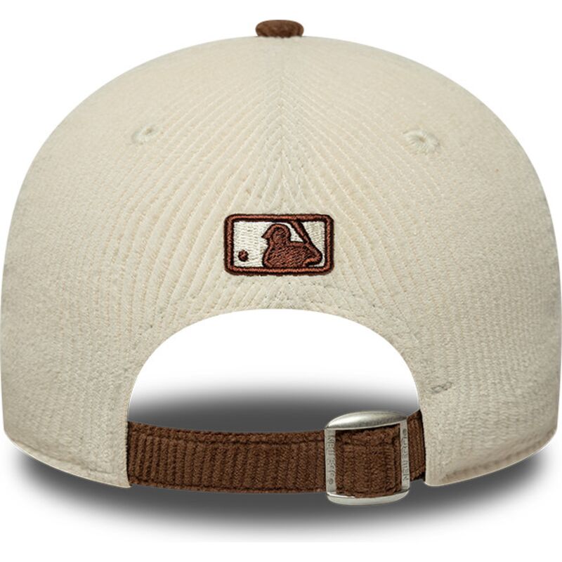 cappello-curvo-marrone-cinghia-regolabile-9forty-m-crown-cord-dei-new-york-yankees-mlb-di-new-era
