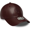 cappello-curvo-marrone-snapback-9forty-m-crown-pu-diamante-dei-new-york-yankees-mlb-di-new-era