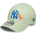 cappello-curvo-verde-cinghia-regolabile-per-bambino-9forty-dino-icon-dei-new-york-yankees-mlb-di-new-era