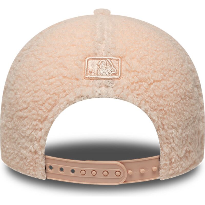 cappello-curvo-rosa-snapback-per-bambino-rosa-9forty-m-crown-winter-borg-dei-new-york-yankees-mlb-di-new-era