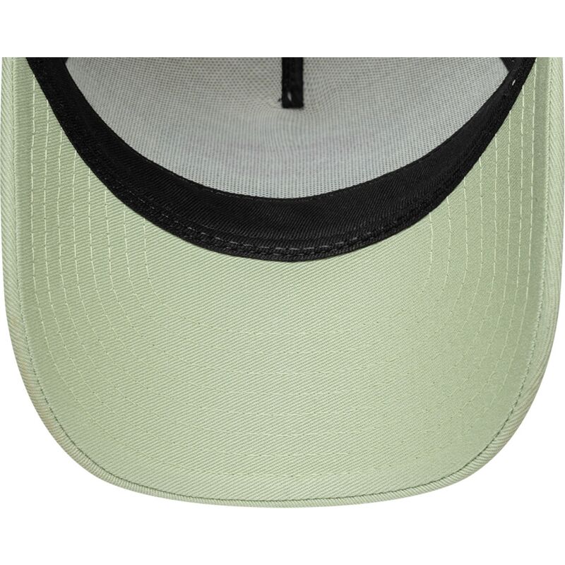 cappello-curvo-verde-snapback-per-bambino-a-frame-outdoor-di-new-era cappello-curvo-verde-snapback-per-bambino-a-frame-outdoor-di-new-era